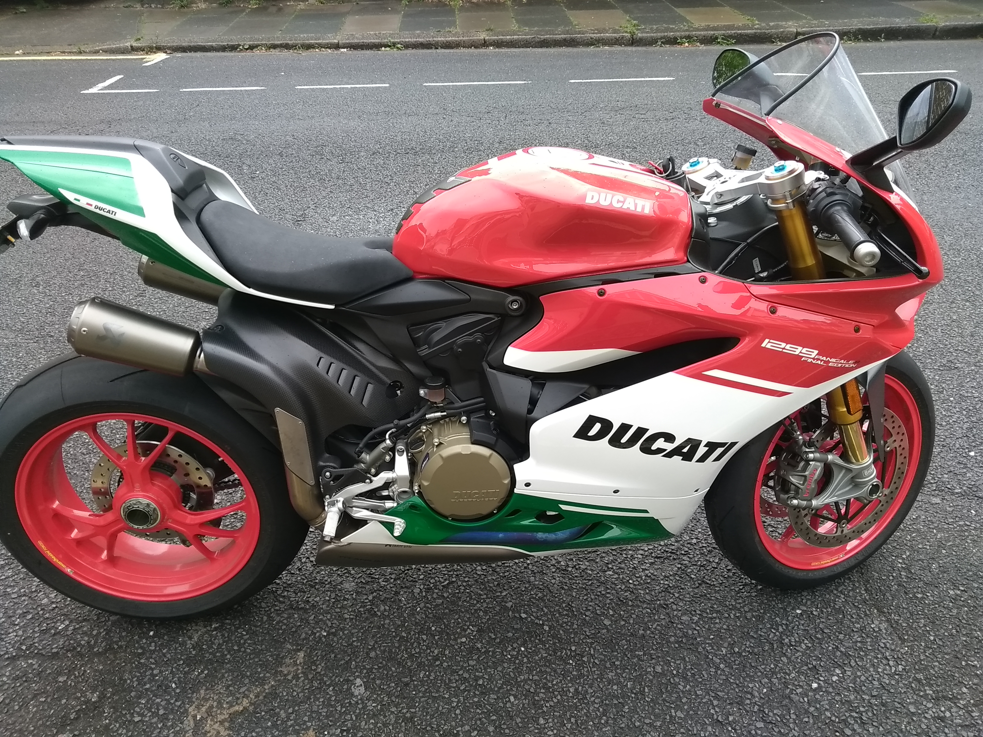 Red, white and green Ducati  | LBT Motorcycle Recovery | London 020 7228 0800