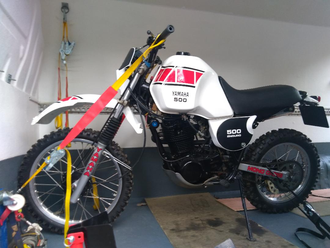 White scrambler loaded | LBT Motorcycle Recovery